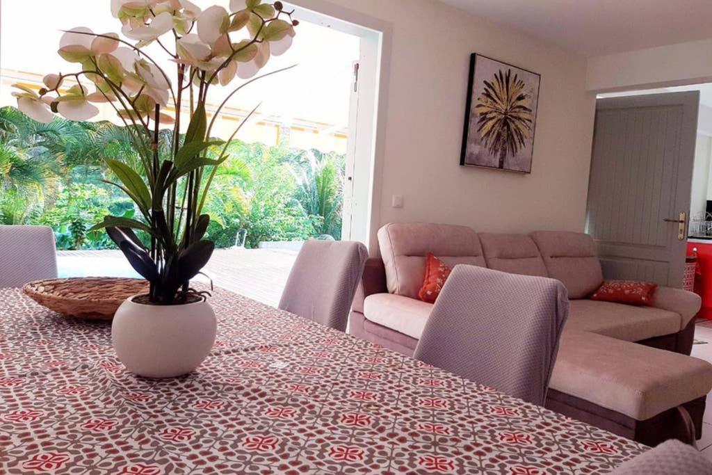 Les Orchidees Apartment เปอตีต์-บูร์ก ภายนอก รูปภาพ
